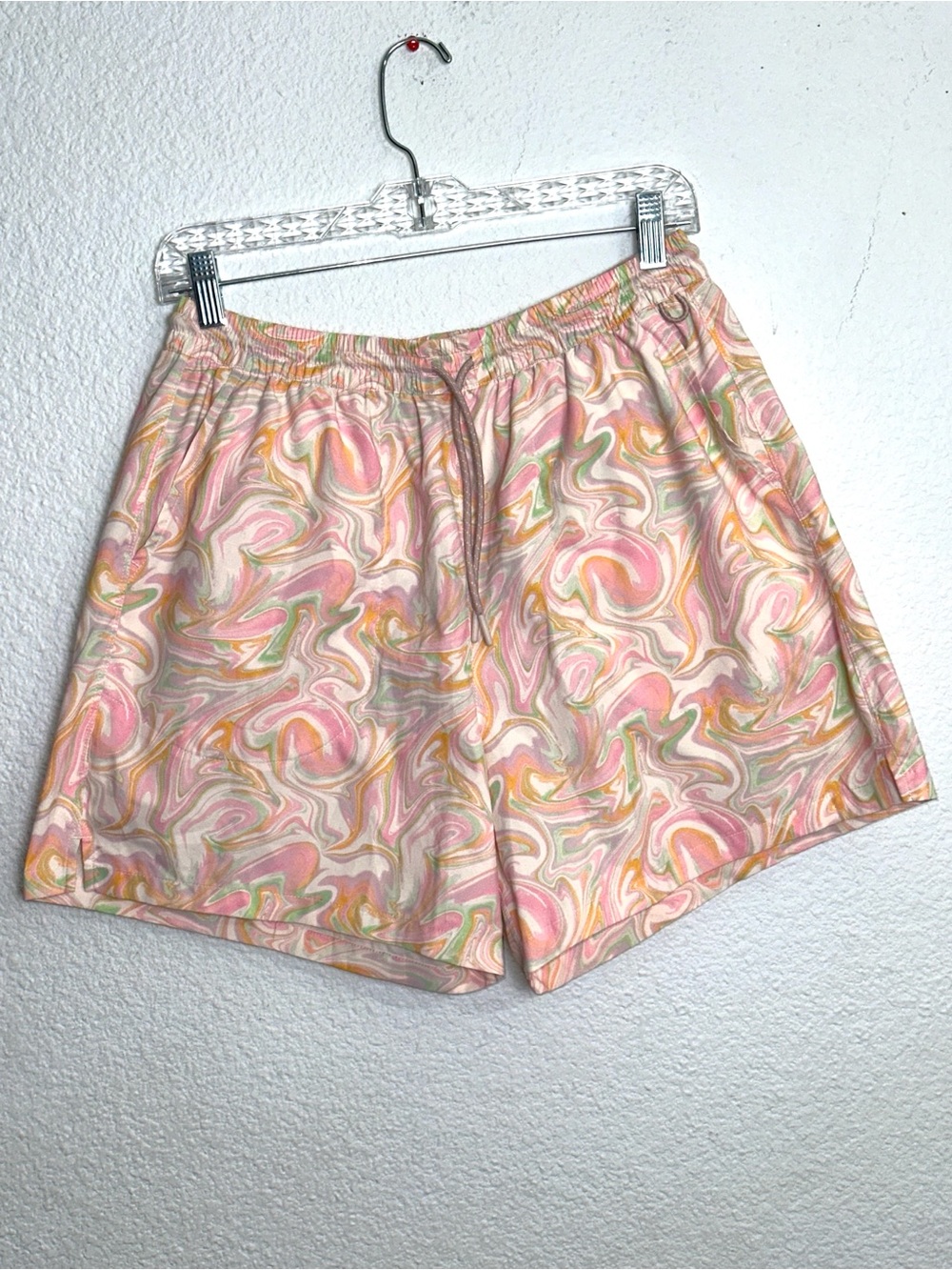 OUTDOOR VOICES Solar Cool 5" Pink Marble Quick Dry Lined Shorts Size Medium